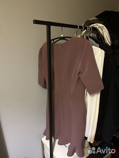 Платье розовое