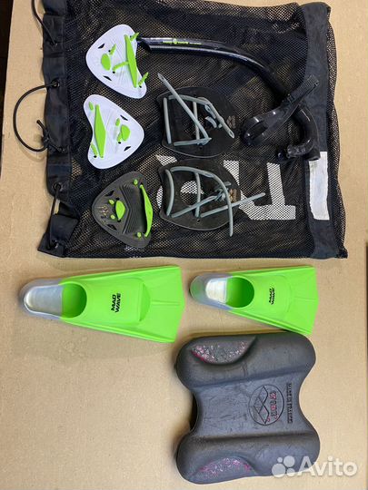 Принадлежности для плавания