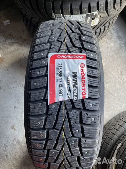 Roadstone Winguard WinSpike 215/55 R17 98T