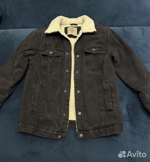 Джинсовая куртка pull bear