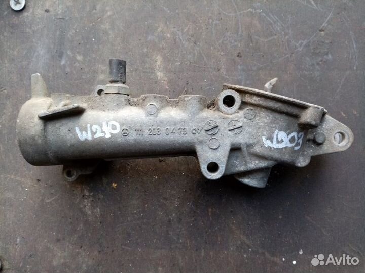 Корпус термостата Mercedes-Benz E-Class W210 2.3