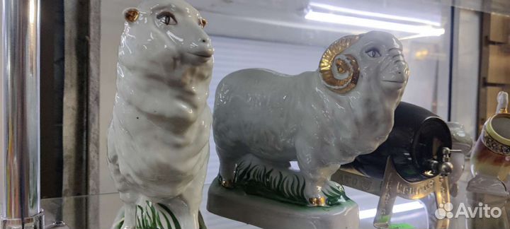 Фарфоровые статуэтки Овца с Бараном