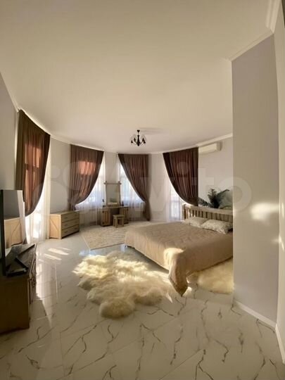 3-к. квартира, 80 м², 6/10 эт.