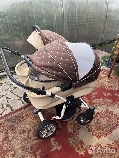 Коляска для двойни