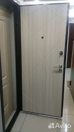 Крепкие входные двери