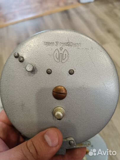 Рыболовная катушка 