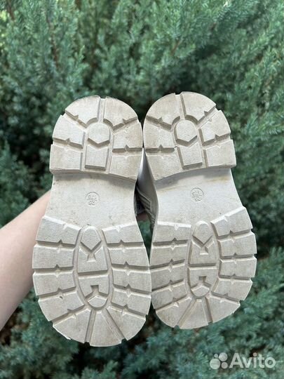 Ботинки для девочки демисезонные 25р