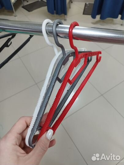 Вешалки плечики