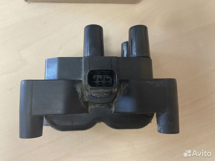 Катушка зажигания на Форд Фокус 2 (1459278)