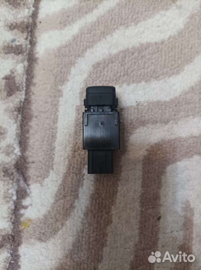 Кнопка стеклоподъемника Hyundai Getz