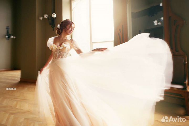 Пошив свадебного и веченего платья