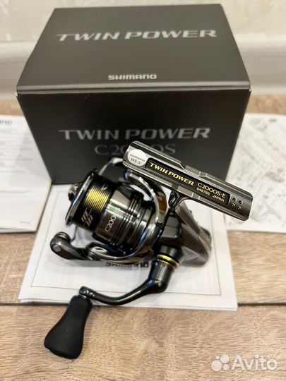 Рыболовная катушка Shimano Twin Power 24 c2000s