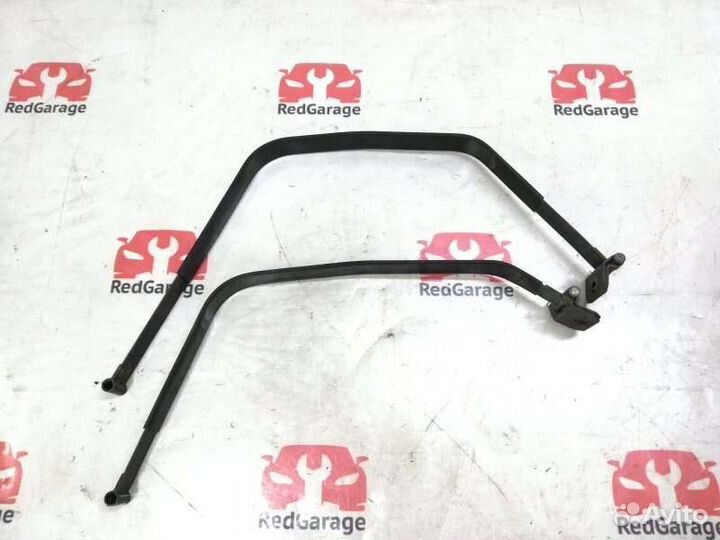 Крепление топливного бака Toyota Tundra UCK40