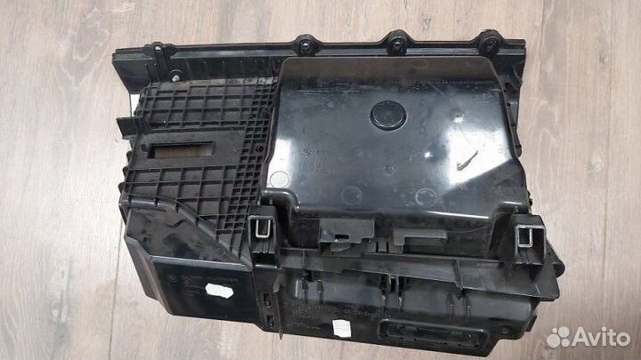 Бардачок Bmw 528I F10 N20B20A 2013