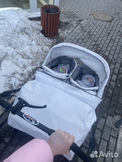 Коляска для двойни Hartan