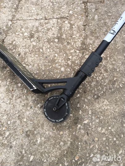 Трюковой самокат hipe