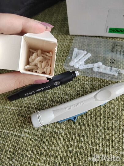 Глюкометр Акку чек Актив и тест -полоски