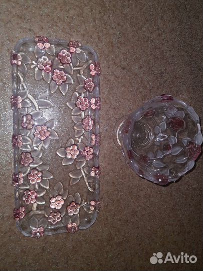 Комплект посуды:вазочка и поднос