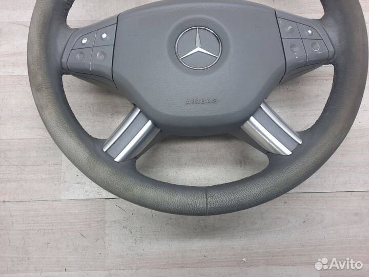 Руль в сборе Mercedes X164