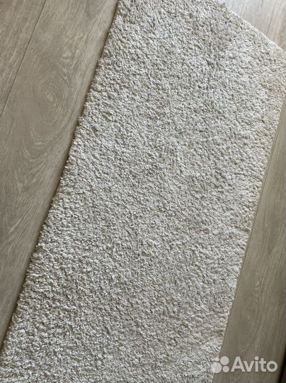 Ковер напольный белый