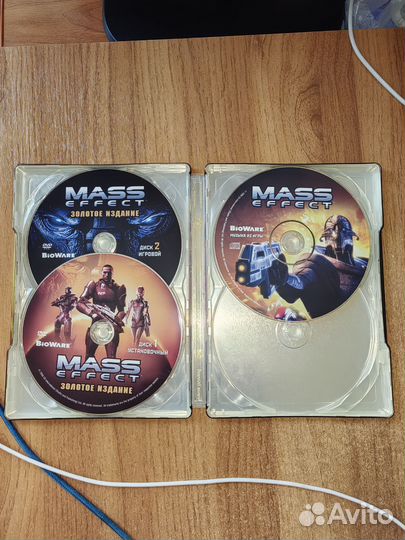 Mass Effect золотое издание Steelbook