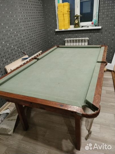 Бильярдный стол бу с шарами