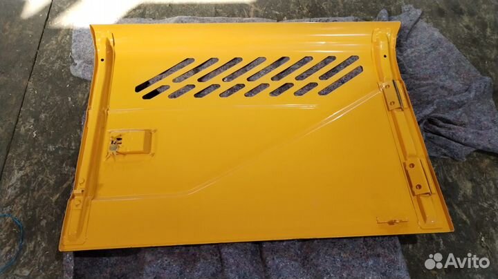 Дверь бокового отсека экскаватора Hyundai R330-9