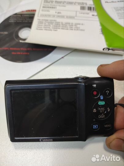 Компактный фотоаппарат canon