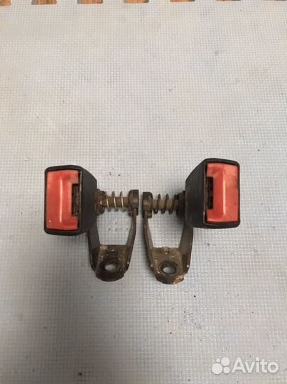 Замок ремня безопасности задний бмв е39