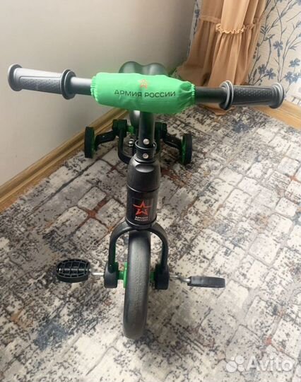 Велосипед-беговел