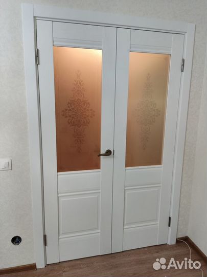 Межкомнатные двери белые