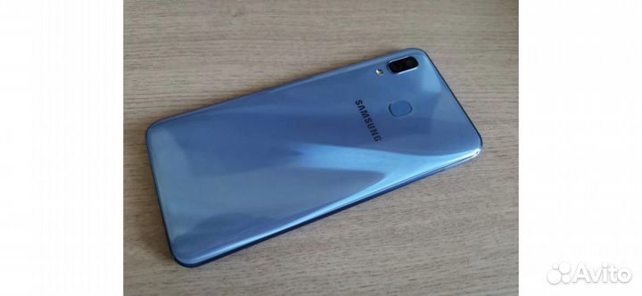 Samsung Galaxy A30, 3/32 ГБ