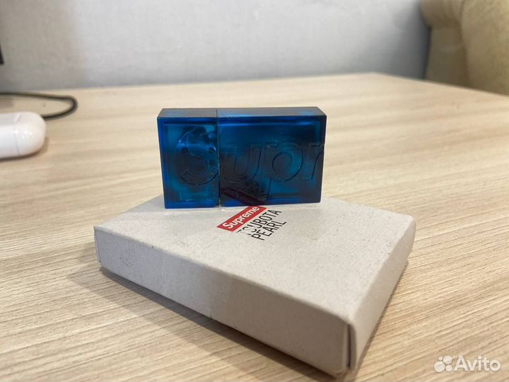 Supreme зажигалка оригинал