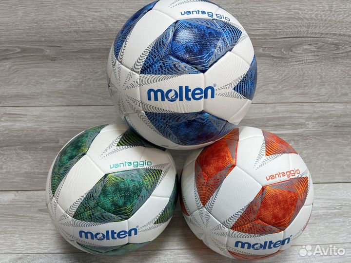 Футбольный мяч