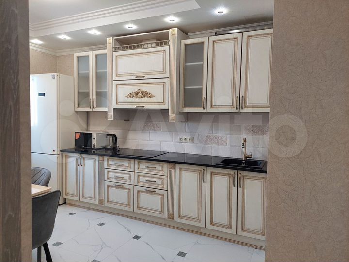 2-к. квартира, 58 м², 21/25 эт.