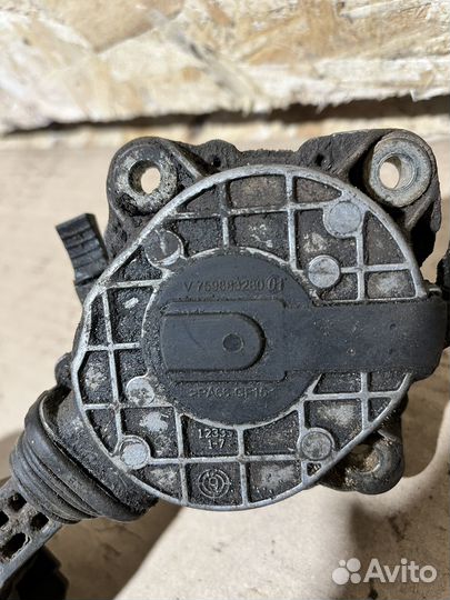 Натяжитель ремня (ролик) Peugeot 308 (Пежо 308)