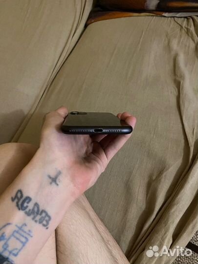 Мобильные телефоны бу iPhone 11