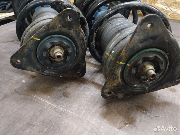 Стойки амортизационные nissan X-trail 2017