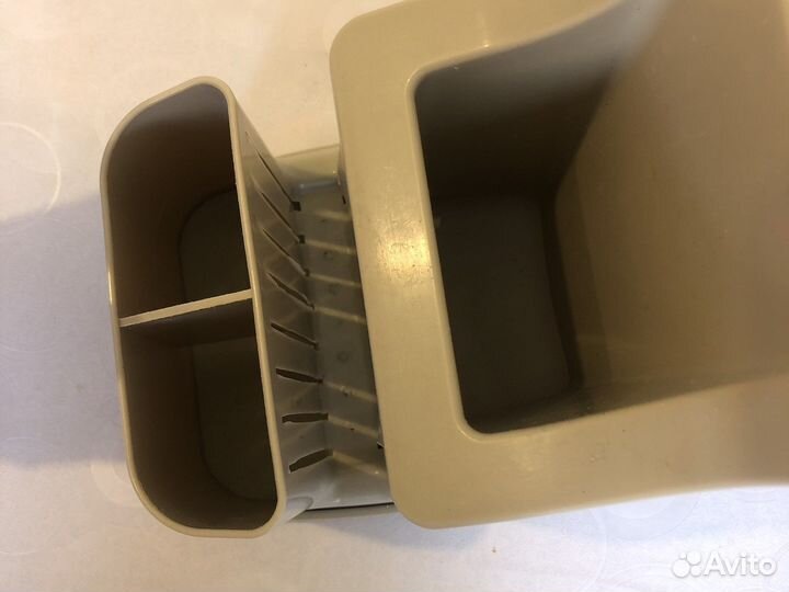 Контенер для ложек