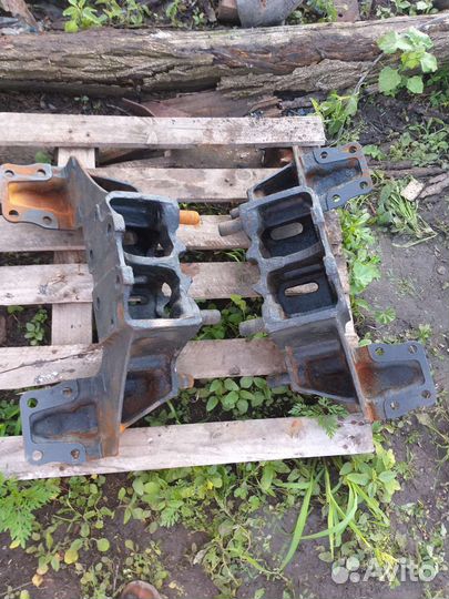 Кронштейн крепления оси балансира камаз евро