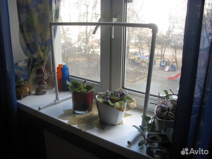 Держатель - стойка для фитосветидьников № 1