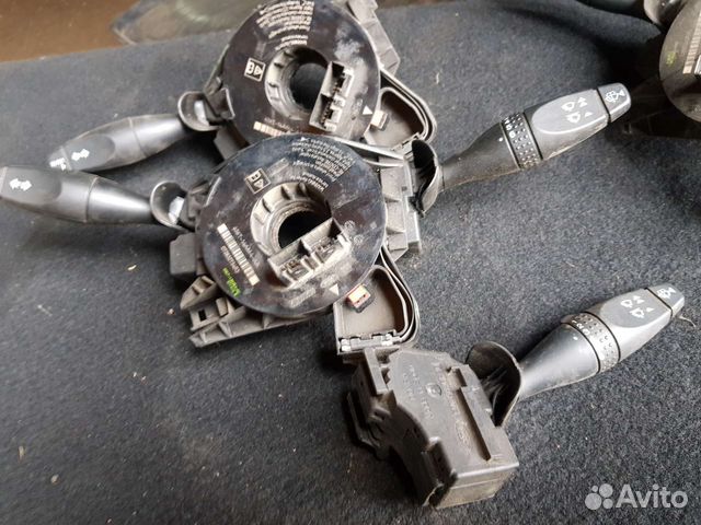 Переключатель подрулевой Ford Fusion