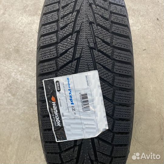 Hankook Winter I'Cept iZ 2 W616 205/55 R16 94T