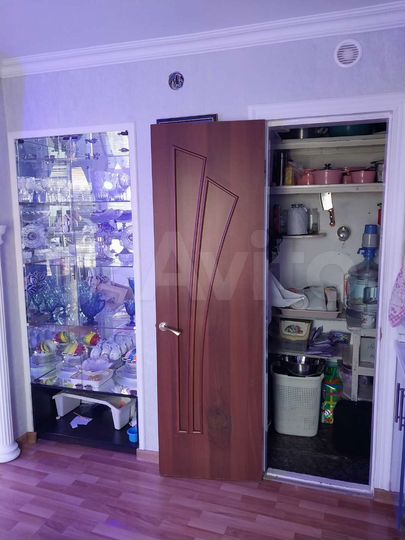 4-к. квартира, 89 м², 5/5 эт.