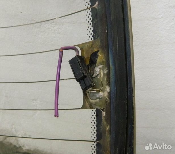 Стекло заднее Chevrolet Lanos