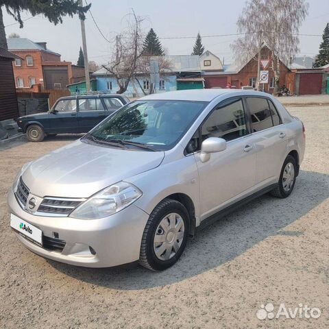 Nissan Tiida 1.6 AT, 2008, 190 000 км