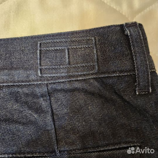 Джинсы Tommy Hilfiger 32-33 р