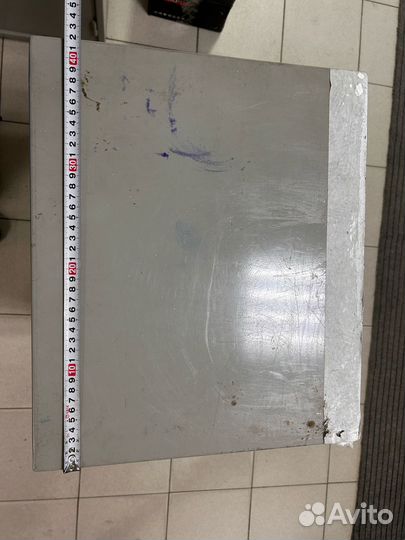 Сейф металлический