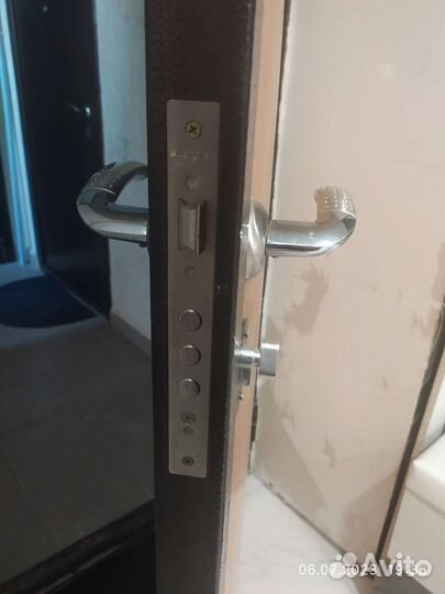 Деревянные двери