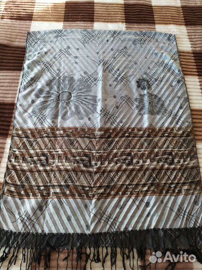 Шарфы и палантины